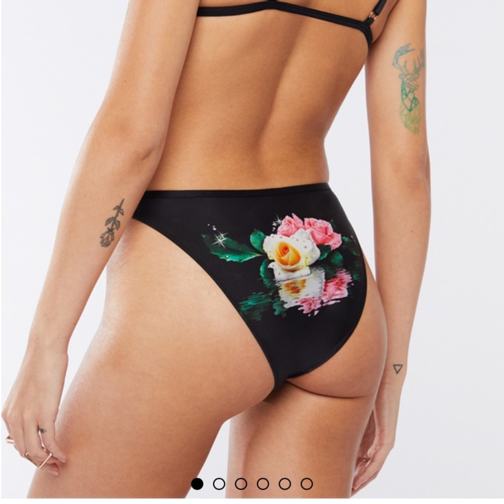 Savage X Fenty High-Leg Crotchless Bikini 🟣